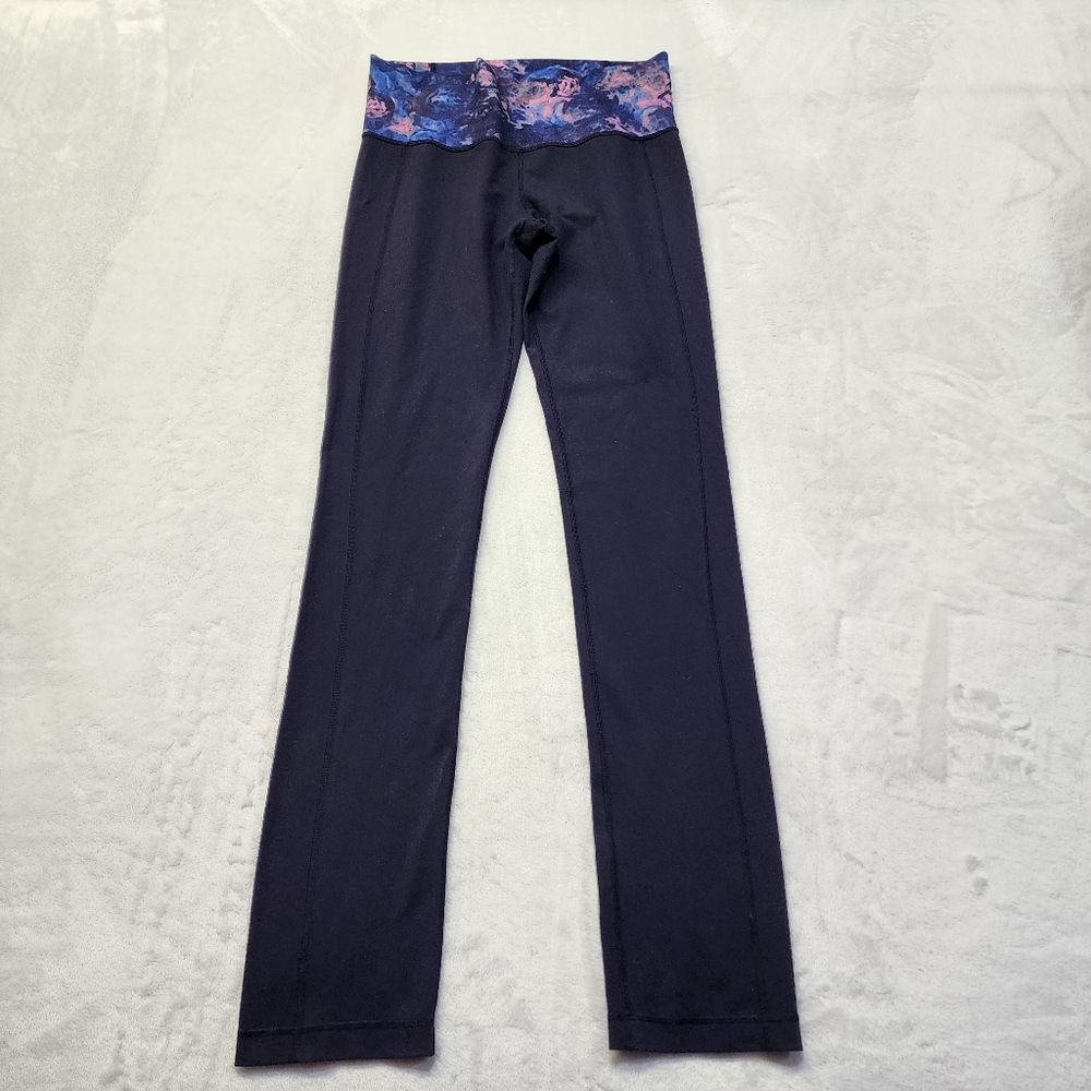 Lululemon Women's Black Groove Pant Size 10 Waist 15"